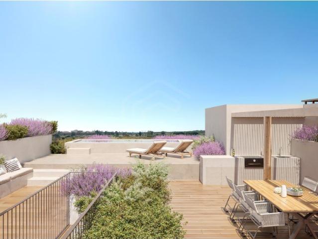 Apartamento T2 com terraço privativo e conceito de Smart Hom. 108m² Quarteira