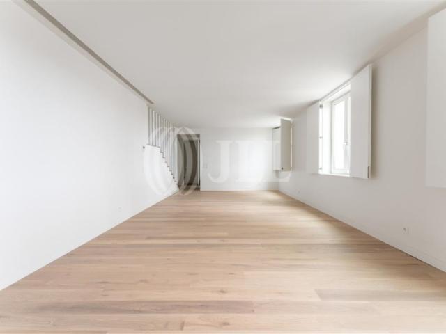Apartamento T2 com terraços, no Villa Infante, Lisboa