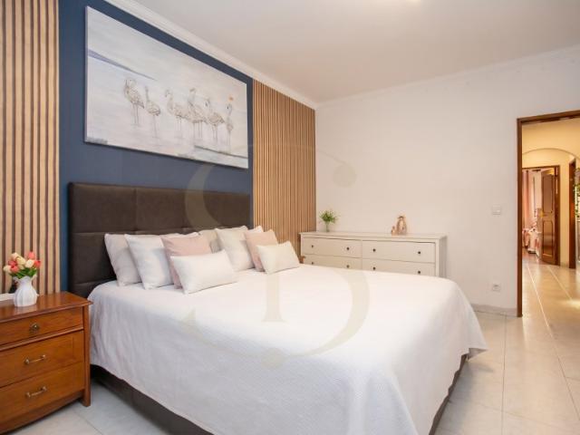 Apartamento T2 com Varanda Aldeia de Paio Pires, Seixal
