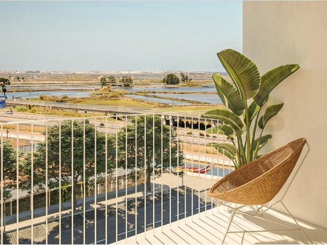 Apartamento T2 com varanda Cais de São Roque / Aveiro