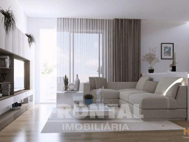Apartamento T2 com Varanda | Condomínio Privado com Conceito Contemporâneo | 26074091701