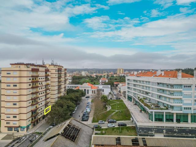 Apartamento T2 com varanda e elevador na Figueira da Foz
