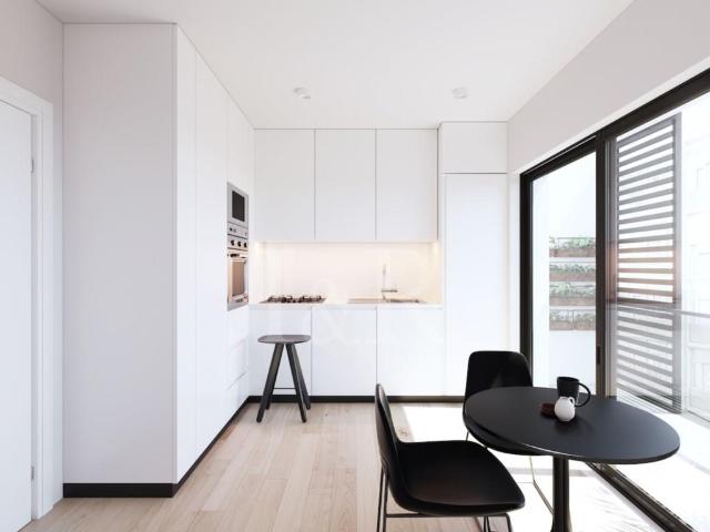 Apartamento T2 com varanda e estacionamento em Cacilhas, Alm. 87m² Almada, Cova da Piedade, Pragal e Cacilhas