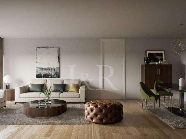 Apartamento T2 com varanda e estacionamento em Cacilhas, Alm. 88m² Almada, Cova da Piedade, Pragal e Cacilhas