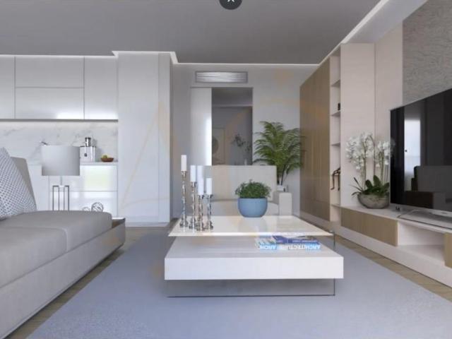Apartamento T2 com varanda e garagem em Portimão 102m² Portimão