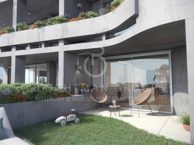 Apartamento T2 com varanda e jardim, no Porto