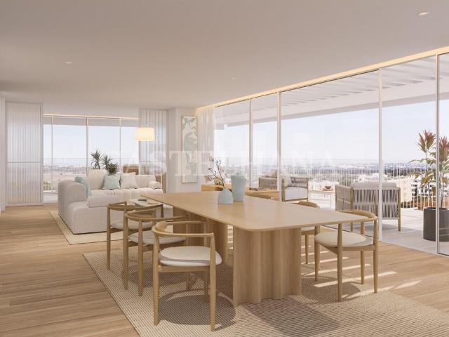 Apartamento T2 com varanda e lugar de garagem, inserido em n. 122m² Quarteira