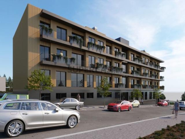 Apartamento T2 com varanda e lugar garagem