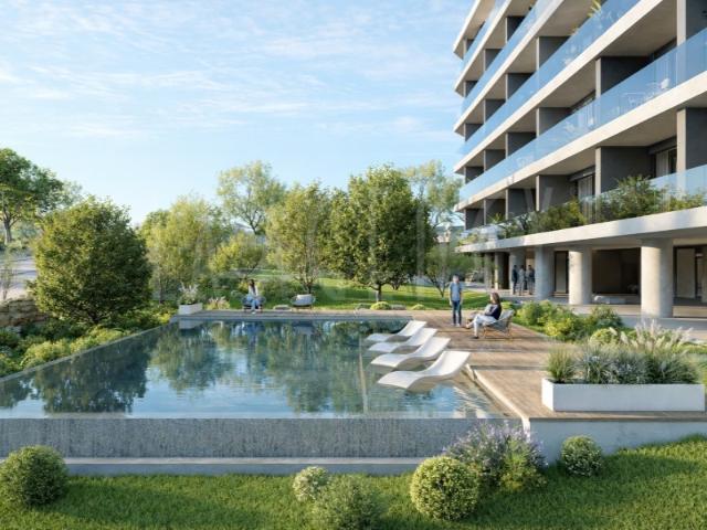 Apartamento T2 com Varanda e terraço em Condomínio Privado de Luxo