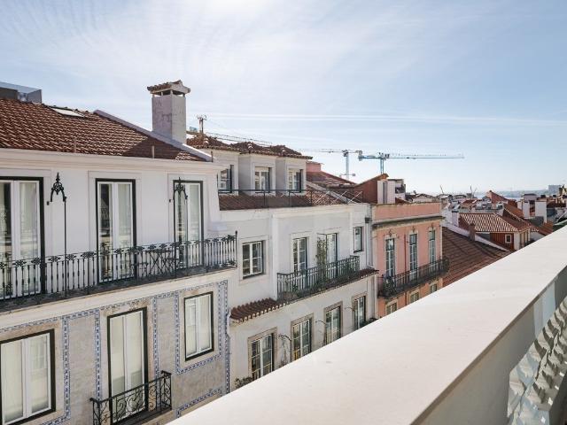 Apartamento T2 com varanda em Lisboa 0m² Santo António