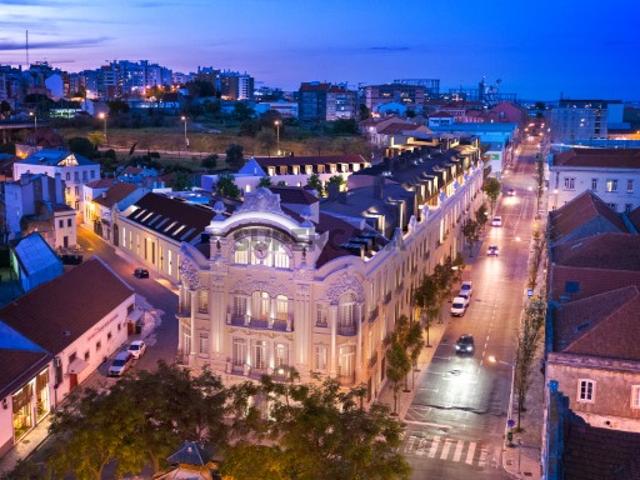 Apartamento T2 com varanda em novo empreendimento em Marvila