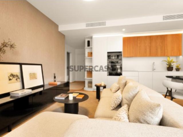 Apartamento T2 com varanda nos Jardins d’Arrábida em VN Gaia