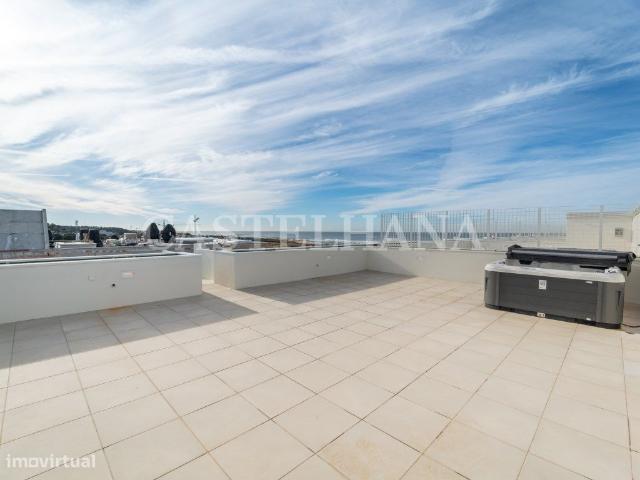 Apartamento T2 em Vila Nova de Gaia com varanda Porto