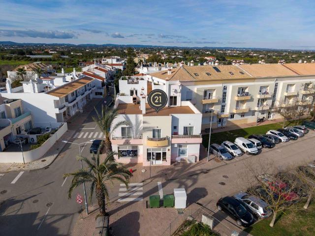Apartamento T2 com Varandas e Terraço Comum com Vista Mar – 88m² Tavira Santiago