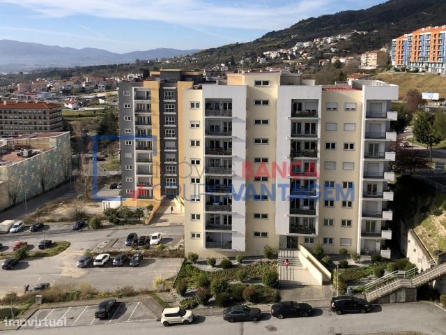 Apartamento T2 com Vista Desafogada na Covilh Oportunidade nica