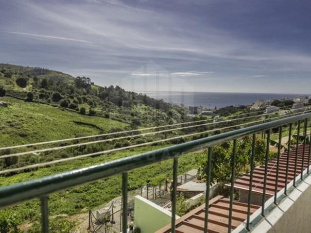 Apartamento T2 com Vista Mar e Serra Sesimbra, Castelo