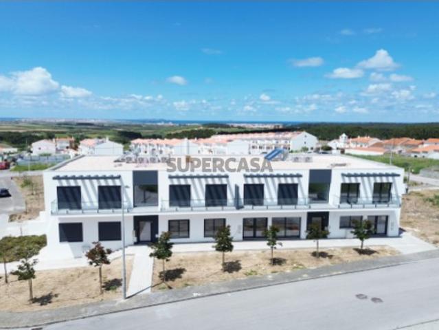 Apartamento T2 com Vista Mar em Atouguia da Baleia, Peniche