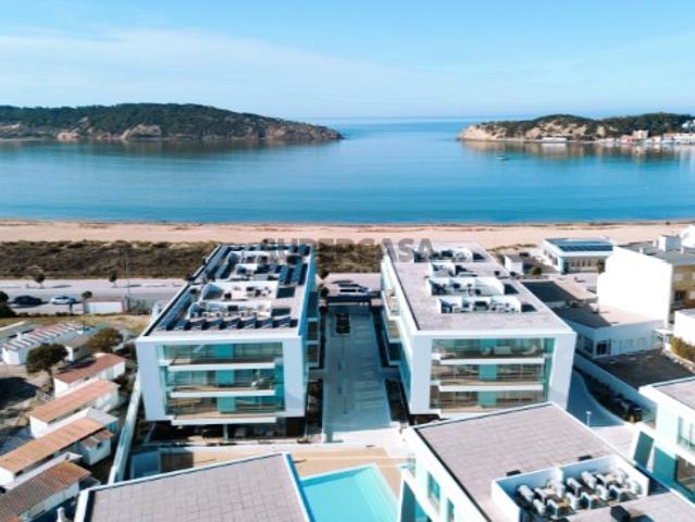 Apartamento T2 com Vista Mar em São Martinho do Porto