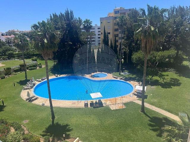 Apartamento T2 Condominio Da Praia Com Piscina E Campo De Te. 80m² Vilamoura