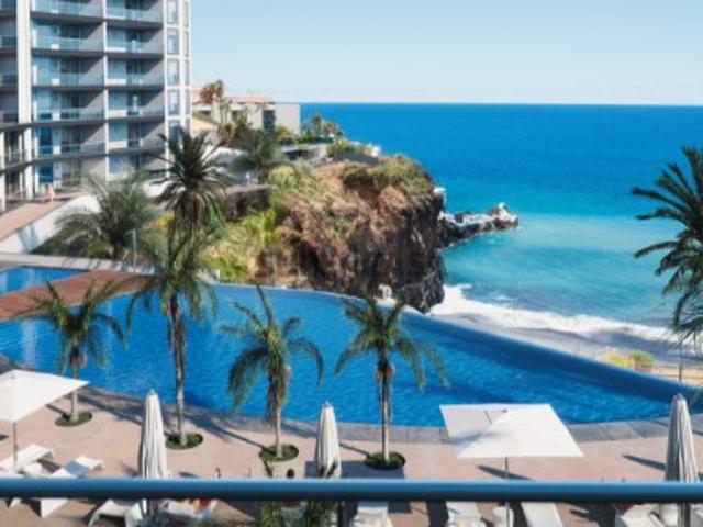 APARTAMENTO T2 CONDOMINIO DE LUXO ESTRADA MONUMENTAL