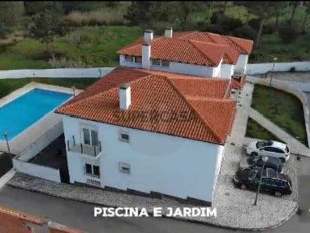 #Apartamento T2 #Condomínio fechado #Garagem em box fechada #Piscina #Jardim #Salir do Porto #Na praia #São Martinho do Porto