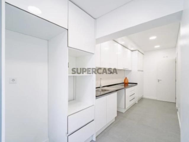 Apartamento T2 Cova da Piedade Excelente Localização