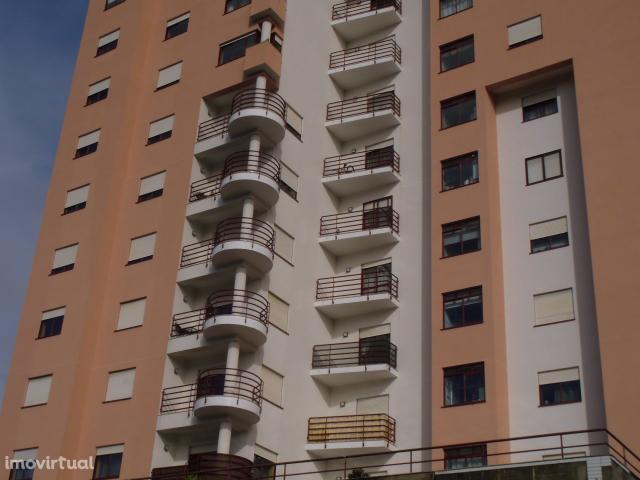 Apartamento T2 c/Lug de garagem Gondomar, DBrasas