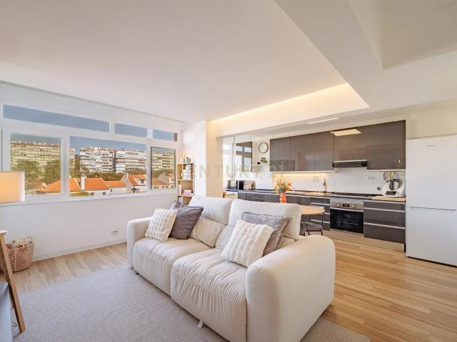 Apartamento T2, Damaia, Amadora 71m² Águas livres