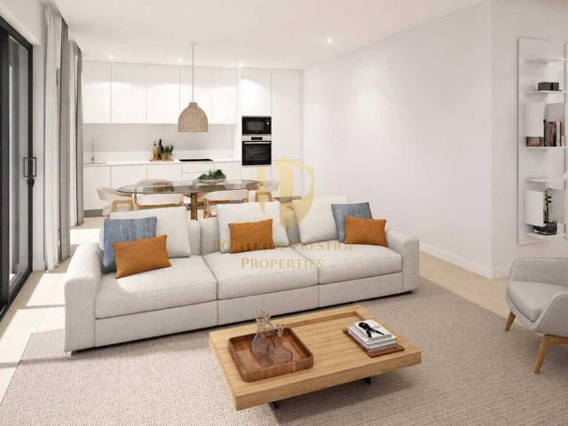 Apartamento T2, de 2. º andar, com duas varandas e muita luminosidade num empreendimento com piscina em Tavira