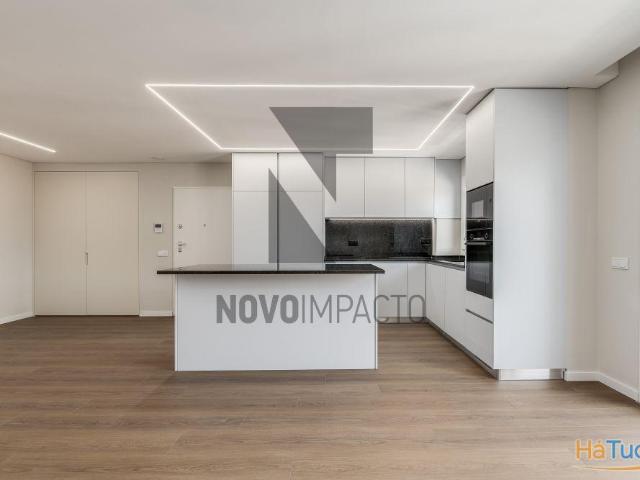 Apartamento T2 de Luxo no Montijo com Varandas e Acabamentos Premium | 26074093610