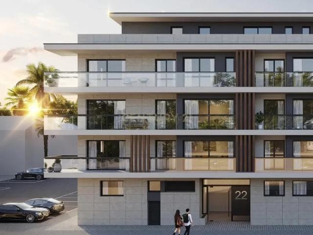 Apartamento T2 de luxo no novo Empreendimento ICONIC CAPARICA Costa de Caparica