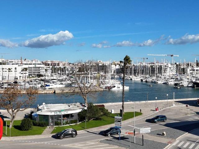Apartamento com piscina e ginásio, T2 localizado no último. 115m² São Gonçalo de Lagos