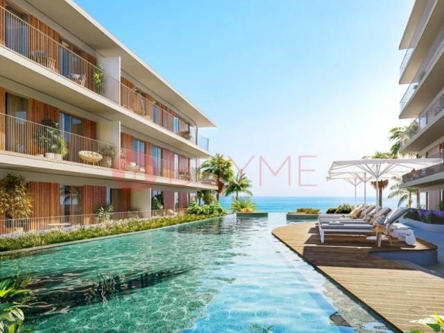 Apartamento T2 de Luxo Frente Mar em Quarteira junto à Praia do Forte Novo