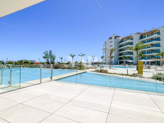 Apartamento T2 de Luxo Frente Mar no Dom Pedro Residences, Q. 163m² Quarteira