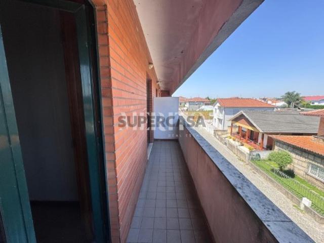 Apartamento T2, Delães, Vila Nova de Famalicão