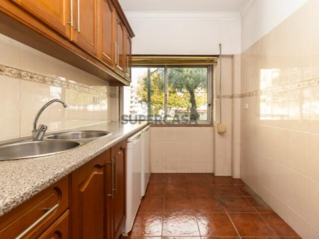 Apartamento T2 | Duas Frentes Torre da Marinha, Seixal