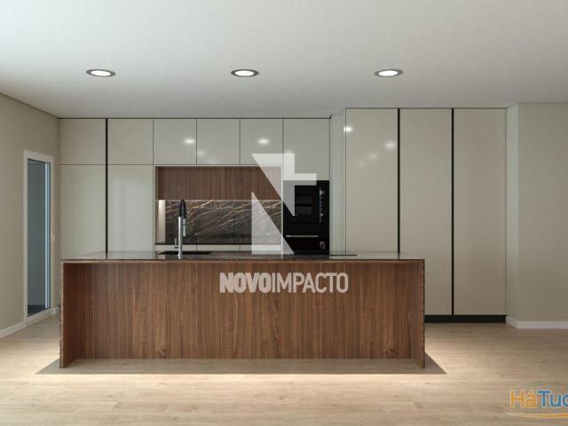 Apartamento T2 Duplex com Box Privativa | Varandas | Acabamentos Premium | Urbanização Nova | Montijo | 26083918359