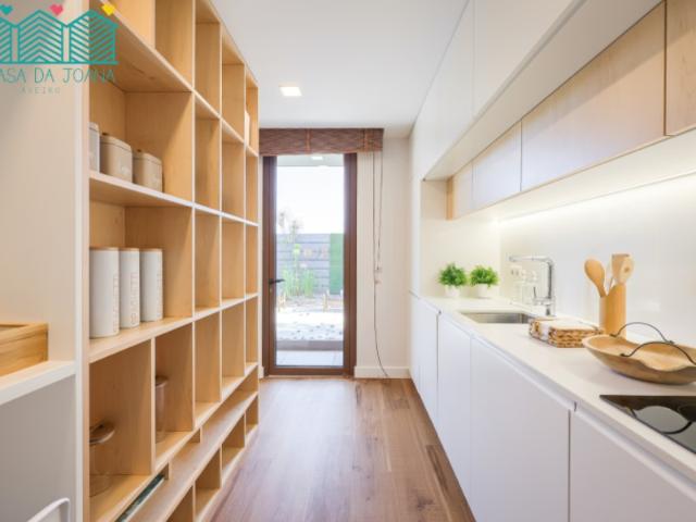 Apartamento T2 Duplex com Lugares de Garagem em Aveiro