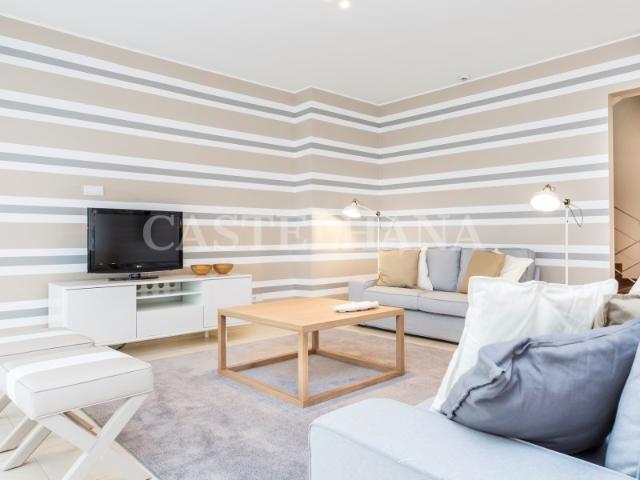 Apartamento T2 duplex com terraço, em Vilamoura