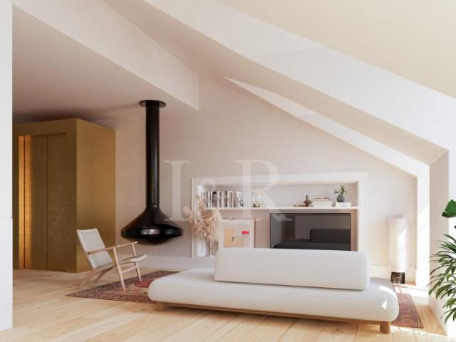 Apartamento T2 duplex com terraços junto à Av. Liberdade, Lisboa