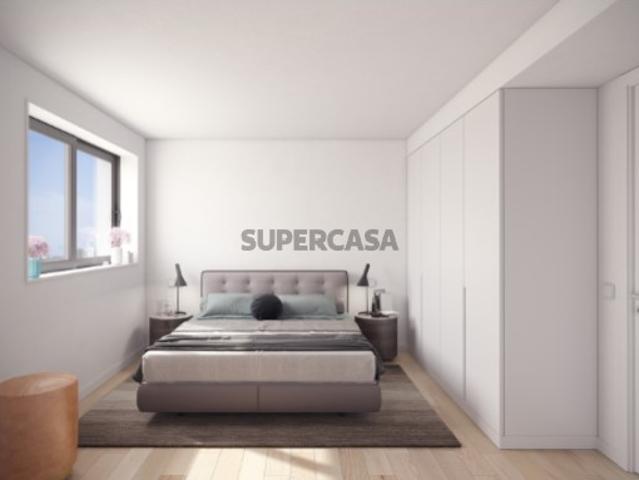 Apartamento T2 duplex com varandas /terraço em Ramalde Porto