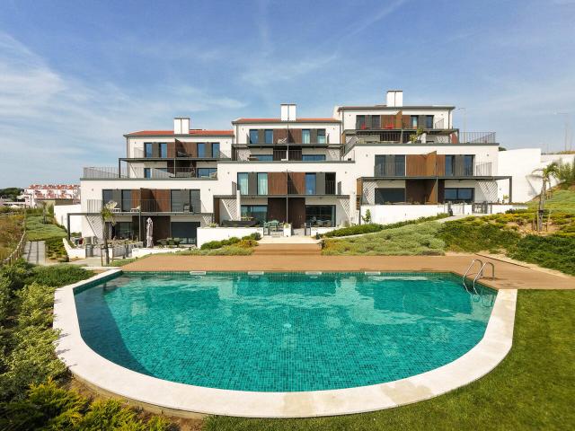 Apartamento T2 Duplex Ericeira 6 km, A Casa das Casas