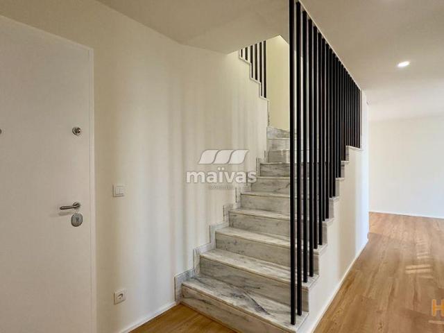 Apartamento T2 Duplex Novo | 26084064855