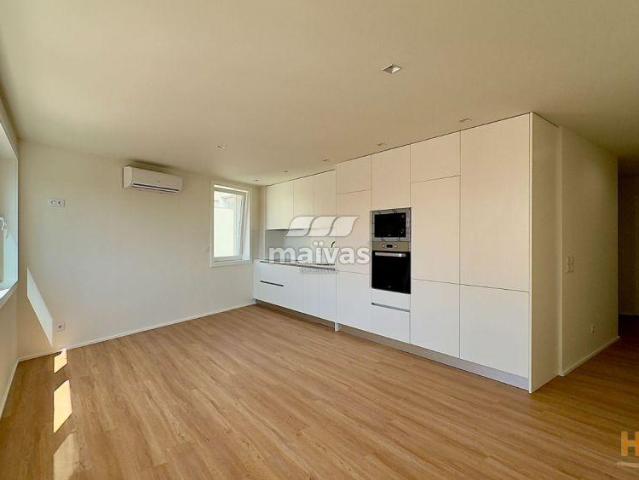 Apartamento T2 Duplex Novo | 26084064856