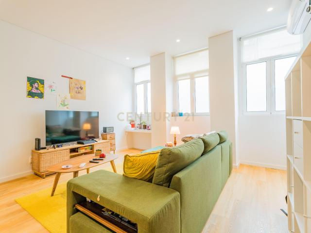 Apartamento T2 Duplex na Rua de São Brás – Cedofeita, Porto