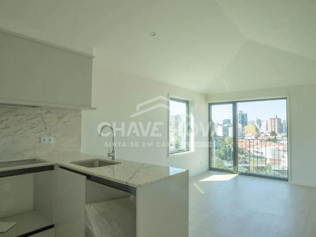 Apartamento T2 Duplex Piso 2º/3º Dto Fração G