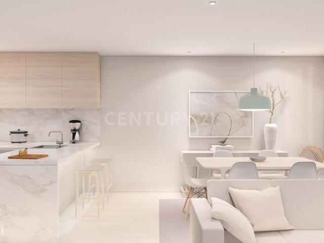 Apartamento T2 Duplex prxima da praia em Lea da Palmeira