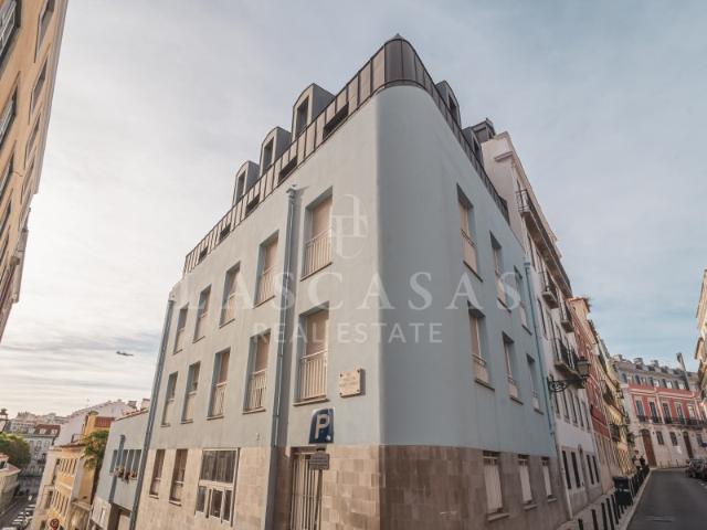 Apartamento T2 Elegante com Garagem no Coração do Príncipe Real