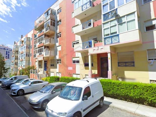 Apartamento T2 em Tapada Das Mecês ALGUEIRÃO MEM MARTINS