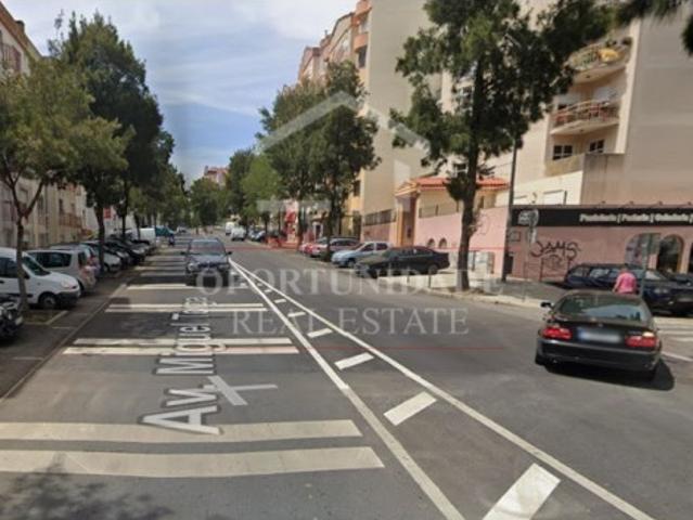 Apartamento T2 em Tapada das Mercês, Sintra